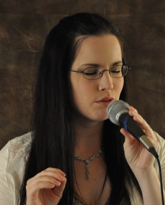 Rehtaeh - The Elvish Singer